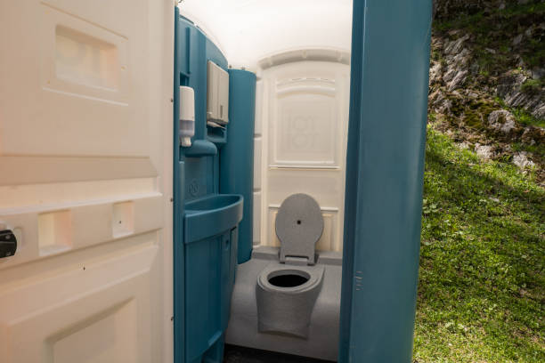 Best Wedding porta potty rental  in Taylor Creek, FL